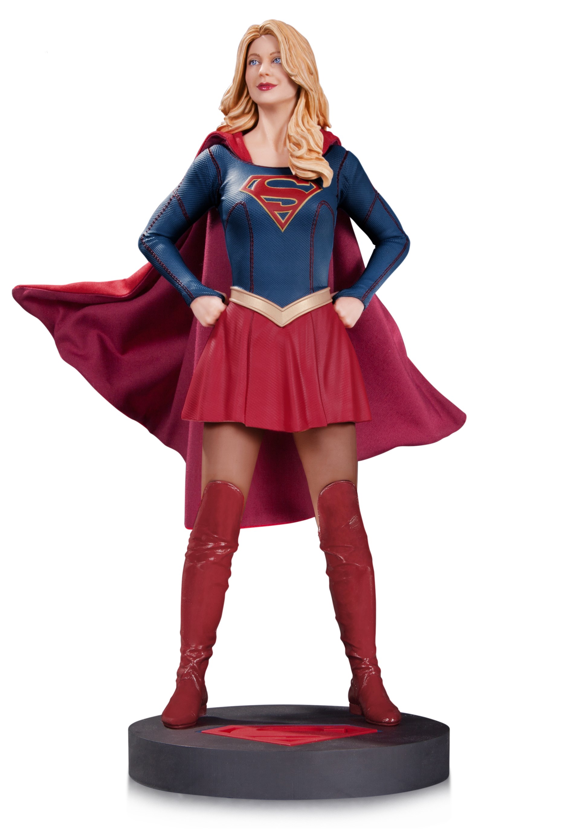 Supergirl TV Statue 2016
